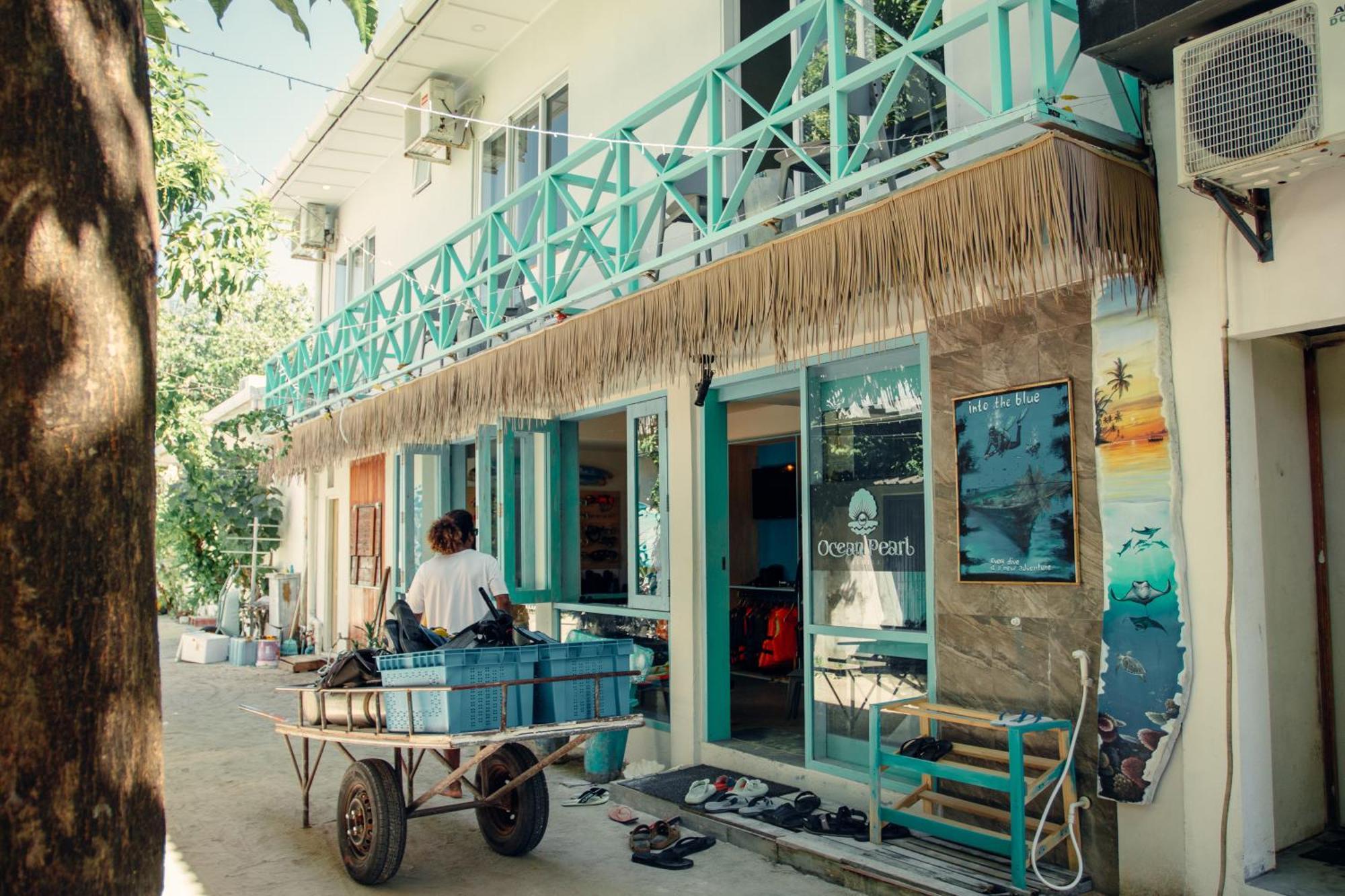 Ocean Pearl Maldives At Gulhi Island Hotel Bagian luar foto