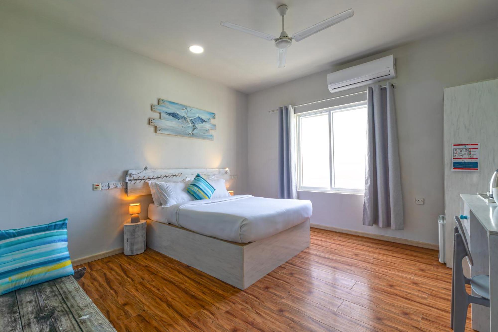 Ocean Pearl Maldives At Gulhi Island Hotel Bagian luar foto