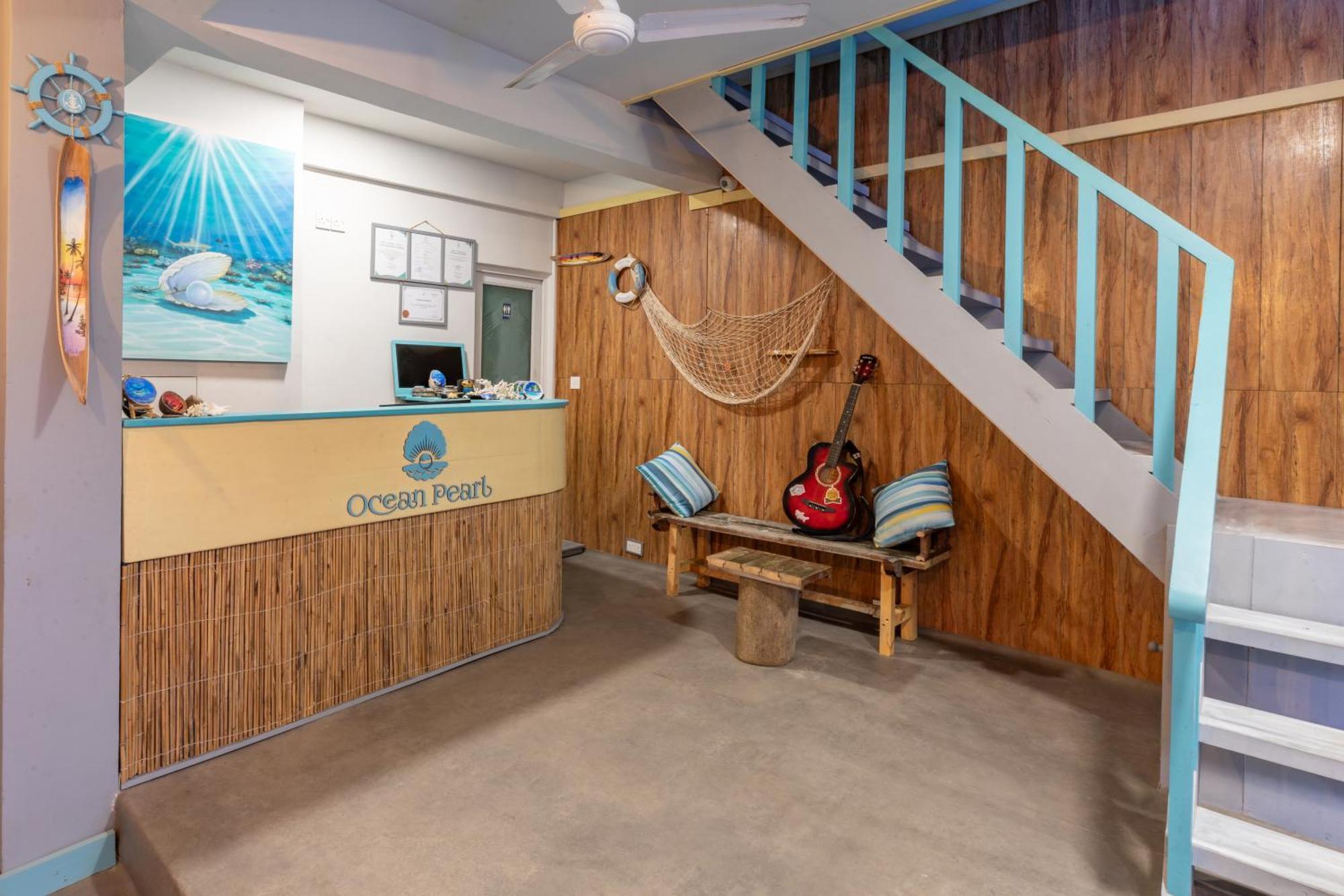Ocean Pearl Maldives At Gulhi Island Hotel Bagian luar foto